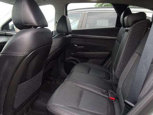 Used 2022 Hyundai Tucson Limited FWD image 10
