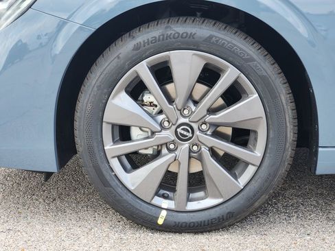 New 2026 Nissan Sentra SL FWD image 7