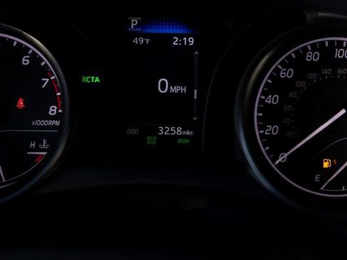 Used 2024 Toyota Camry SE image 42