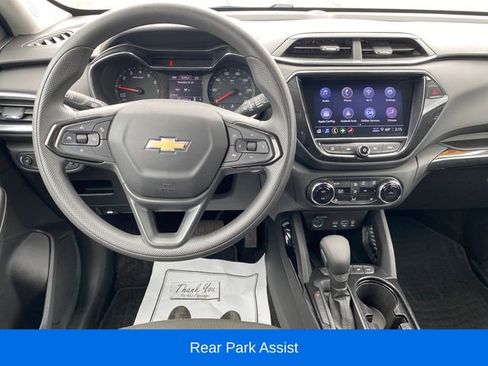 Certified 2023 Chevrolet TrailBlazer LT w/ Convenience Package AWD/4WD image 7