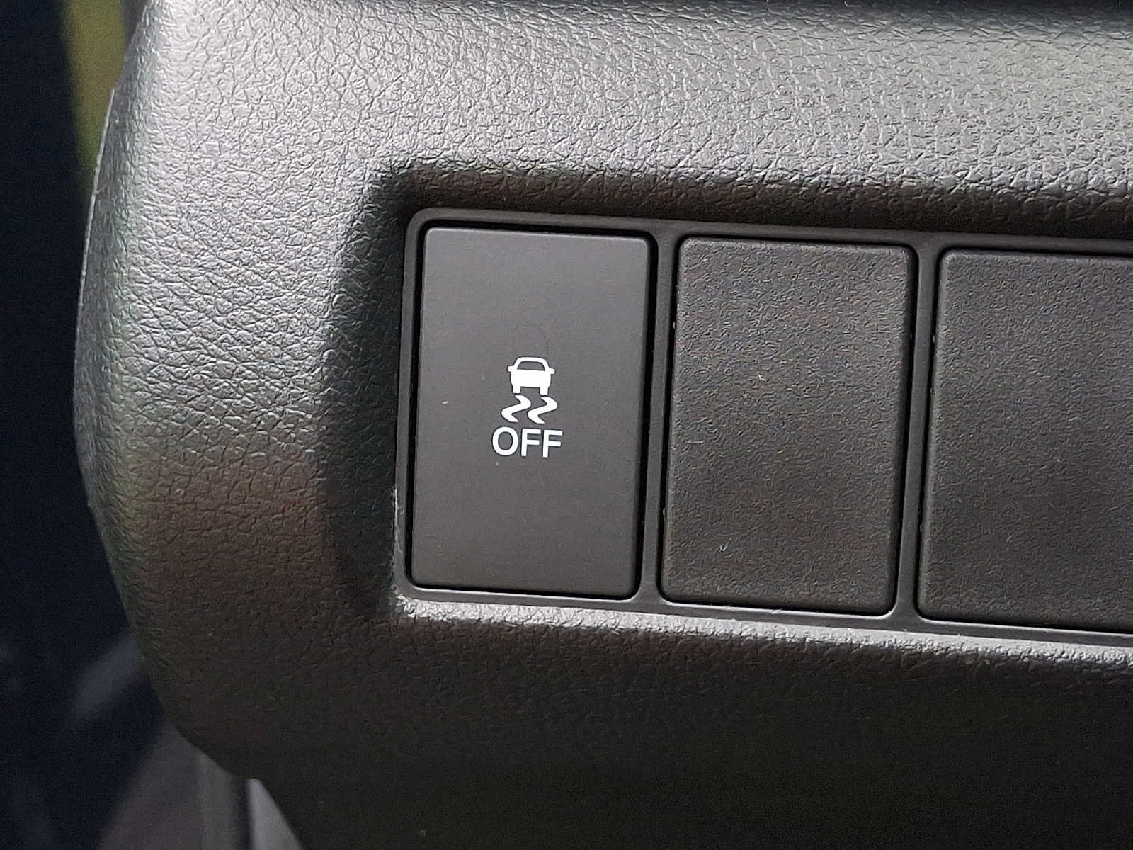 Used 2025 Honda Pilot Sport image 23