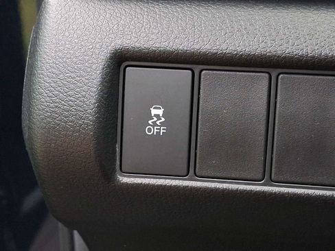 Used 2025 Honda Pilot Sport image 23