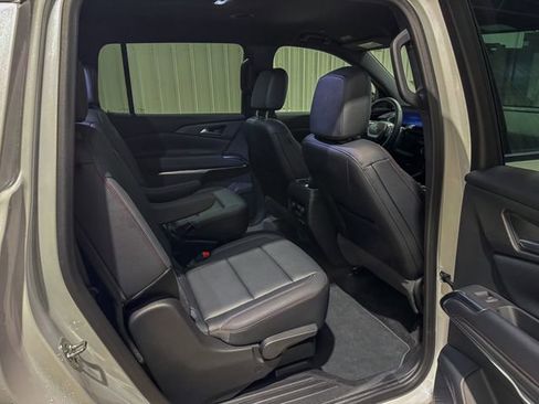 Used 2024 Chevrolet Traverse Z71 image 30