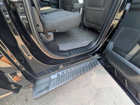 Used 2019 Ford F150 XLT w/ Equipment Group 302A Luxury AWD/4WD image 27
