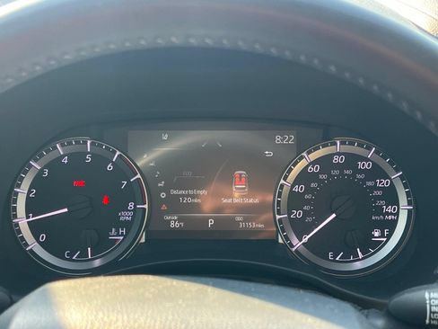 Used 2023 Toyota Highlander XLE FWD image 32