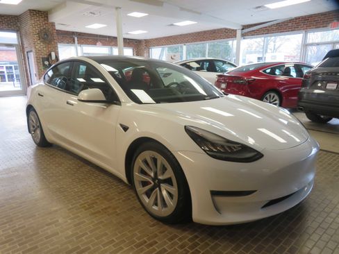 Used 2022 Tesla Model 3 Long Range image 68