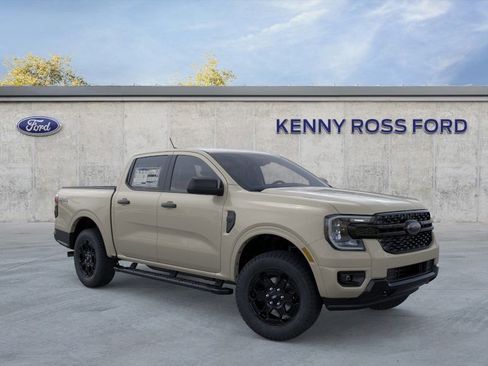 New 2026 Ford Ranger XLT w/ Black Appearance Package image 7