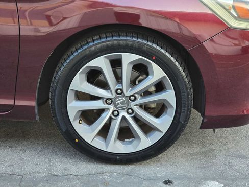 Used 2015 Honda Accord Sport image 9