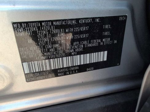Used 2024 Toyota RAV4 LE AWD/4WD image 32