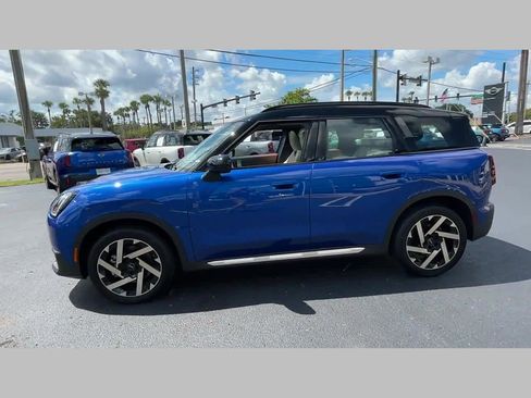 Certified 2025 MINI Cooper Countryman S image 17