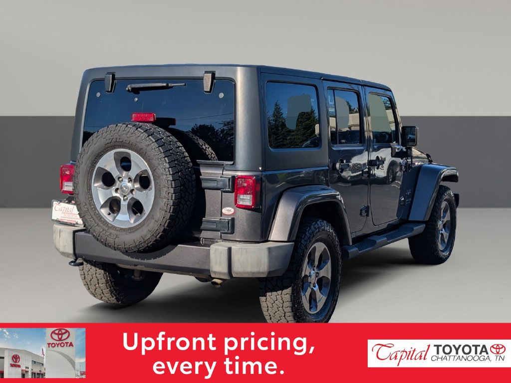 Used 2018 Jeep Wrangler Unlimited Sahara AWD/4WD image 7