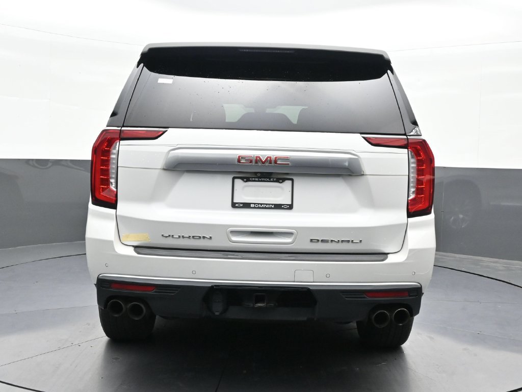 Used 2021 GMC Yukon Denali w/ Advanced Technology Package AWD/4WD image 4