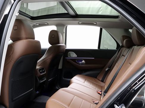 New 2026 Mercedes-Benz GLE 450 4MATIC image 13