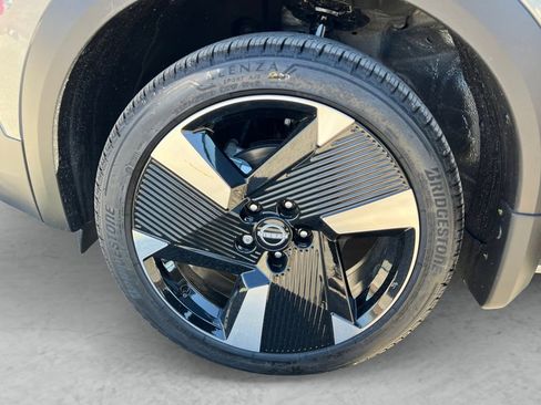 New 2026 Nissan Kicks SR image 23