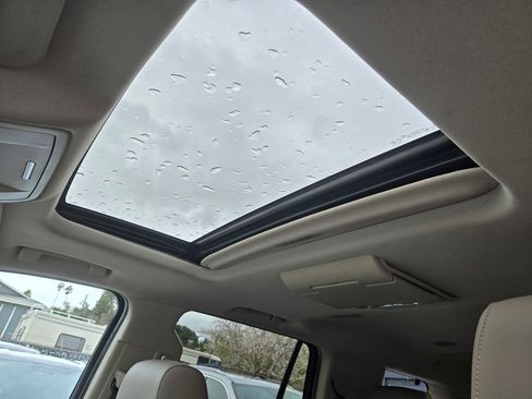 Used 2017 Chevrolet Tahoe LT image 21