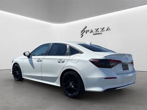 Used 2023 Honda Civic Sport image 7