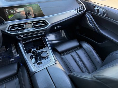 Used 2023 BMW X6 xDrive40i w/ M Sport Package image 42