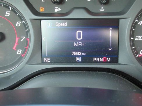 Used 2020 Chevrolet Camaro LT w/ RS Package image 26