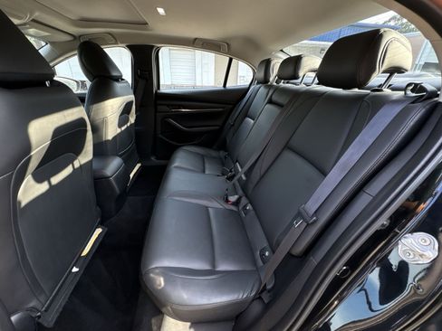 Used 2024 MAZDA MAZDA3 s FWD image 34