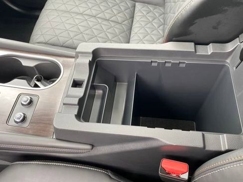 Used 2024 Nissan Murano Platinum image 25