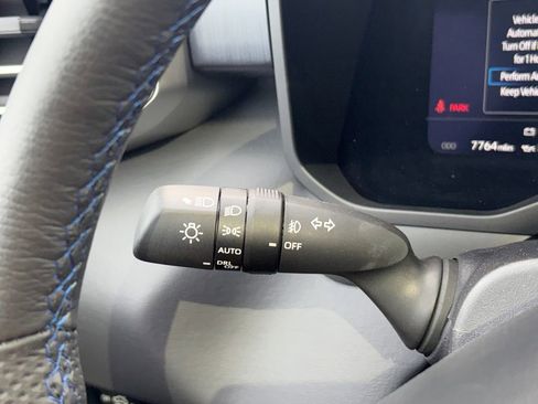 Used 2025 Toyota Tundra Platinum AWD/4WD image 15