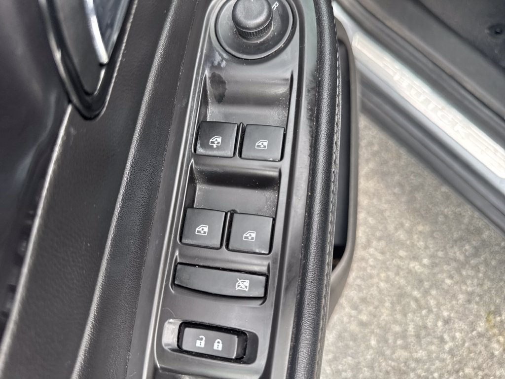Used 2019 Buick Encore Essence w/ Experience Buick Package AWD/4WD image 23