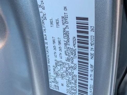 Used 2024 Toyota Tacoma TRD Off-Road image 35