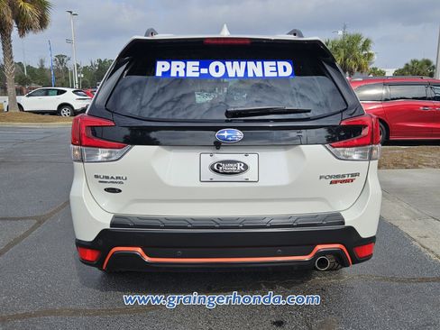 Used 2023 Subaru Forester Sport image 4