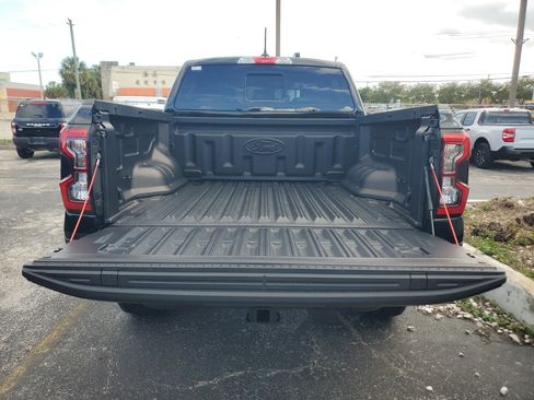 New 2025 Ford Ranger Lariat w/ FX4 Off-Road Package image 8