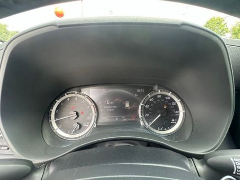 Certified 2024 Toyota Highlander LE image 21