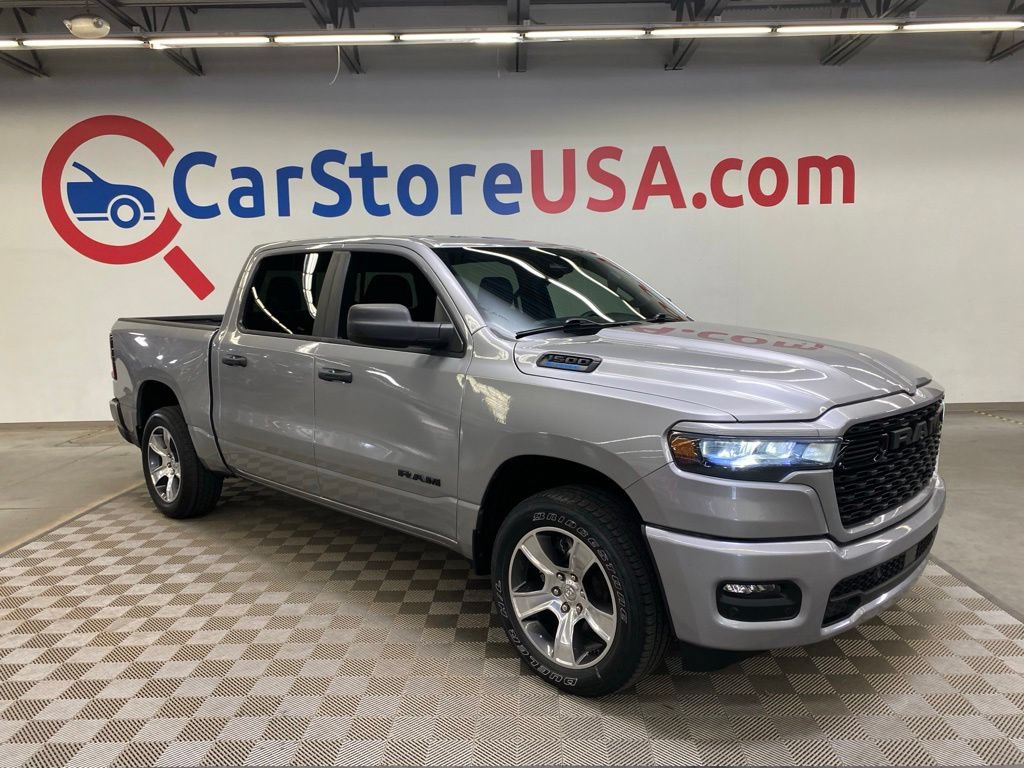 Used 2025 RAM 1500 Tradesman AWD/4WD image 1