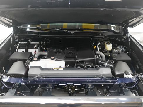 Used 2025 Toyota Tundra Platinum image 32