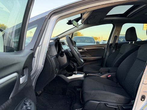 Used 2019 Honda Fit EX image 20