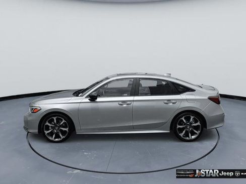Used 2025 Honda Civic Sport image 8