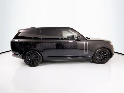 New 2026 Land Rover Range Rover Long Wheelbase SE AWD/4WD image 4