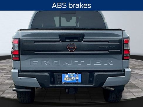 Used 2025 Nissan Frontier PRO-4X w/ Tow Package AWD/4WD image 5