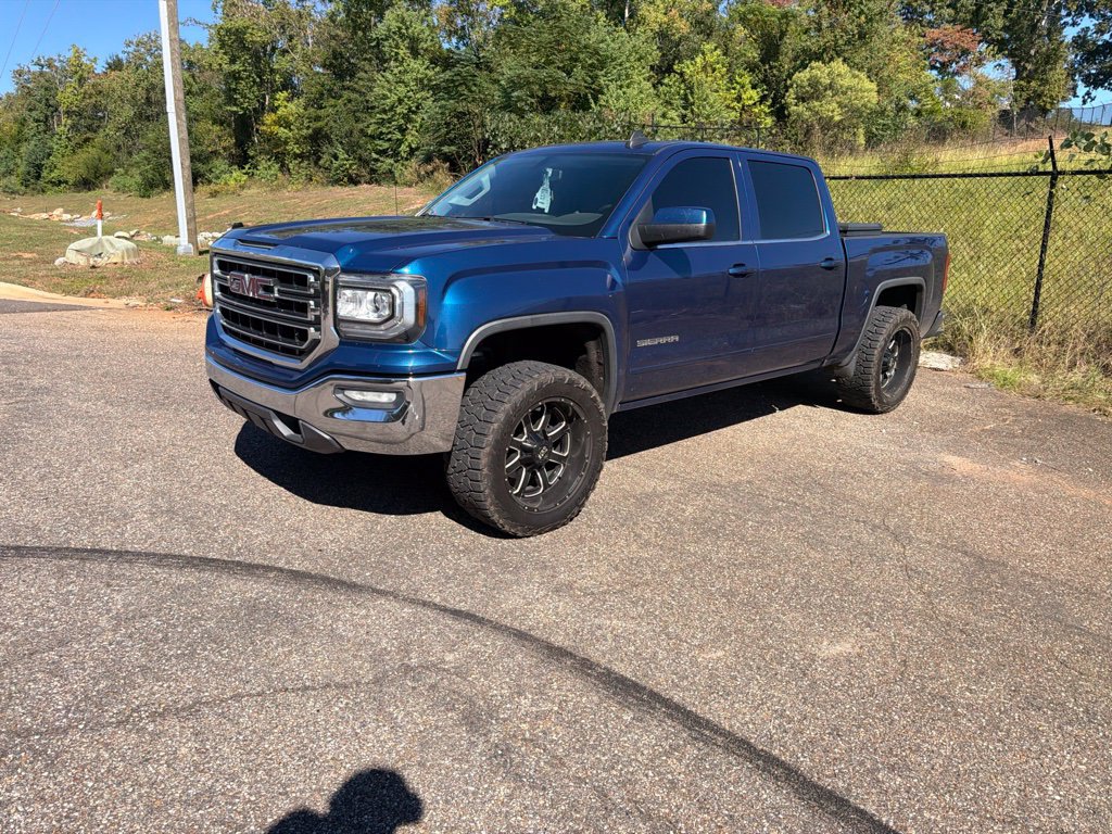 Used 2017 GMC Sierra 1500 SLE w/ SLE Value Package RWD image 6