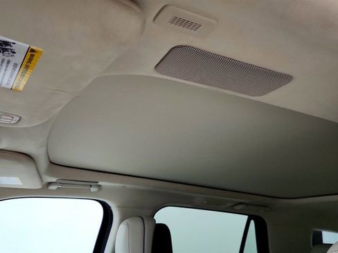 Used 2024 Lincoln Navigator Black Label image 10