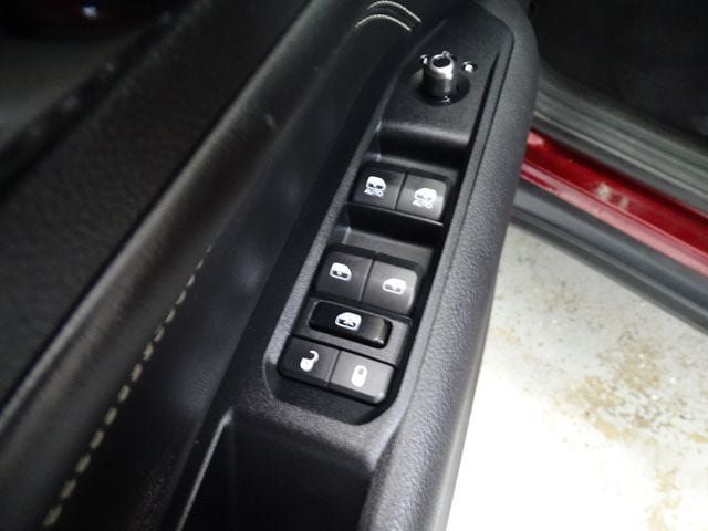 Certified 2022 Jeep Compass Latitude AWD/4WD image 9