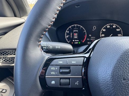 Certified 2026 Honda HR-V Sport image 18