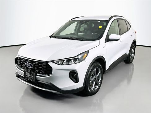 Used 2025 Ford Escape ST-Line Select image 3