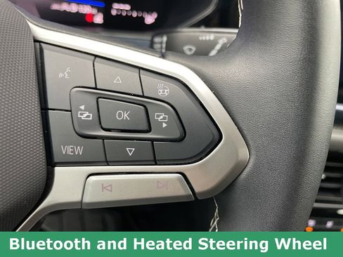 Used 2024 Volkswagen Taos SE image 26