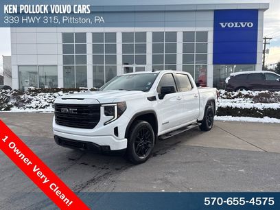 Used 2022 GMC Sierra 1500 Elevation w/ LPO, Elevation Black Package