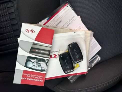 Used 2016 Kia Sportage LX AWD/4WD image 17