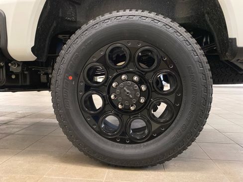 New 2026 Ford F350 Lariat w/ Black Appearance Package image 46