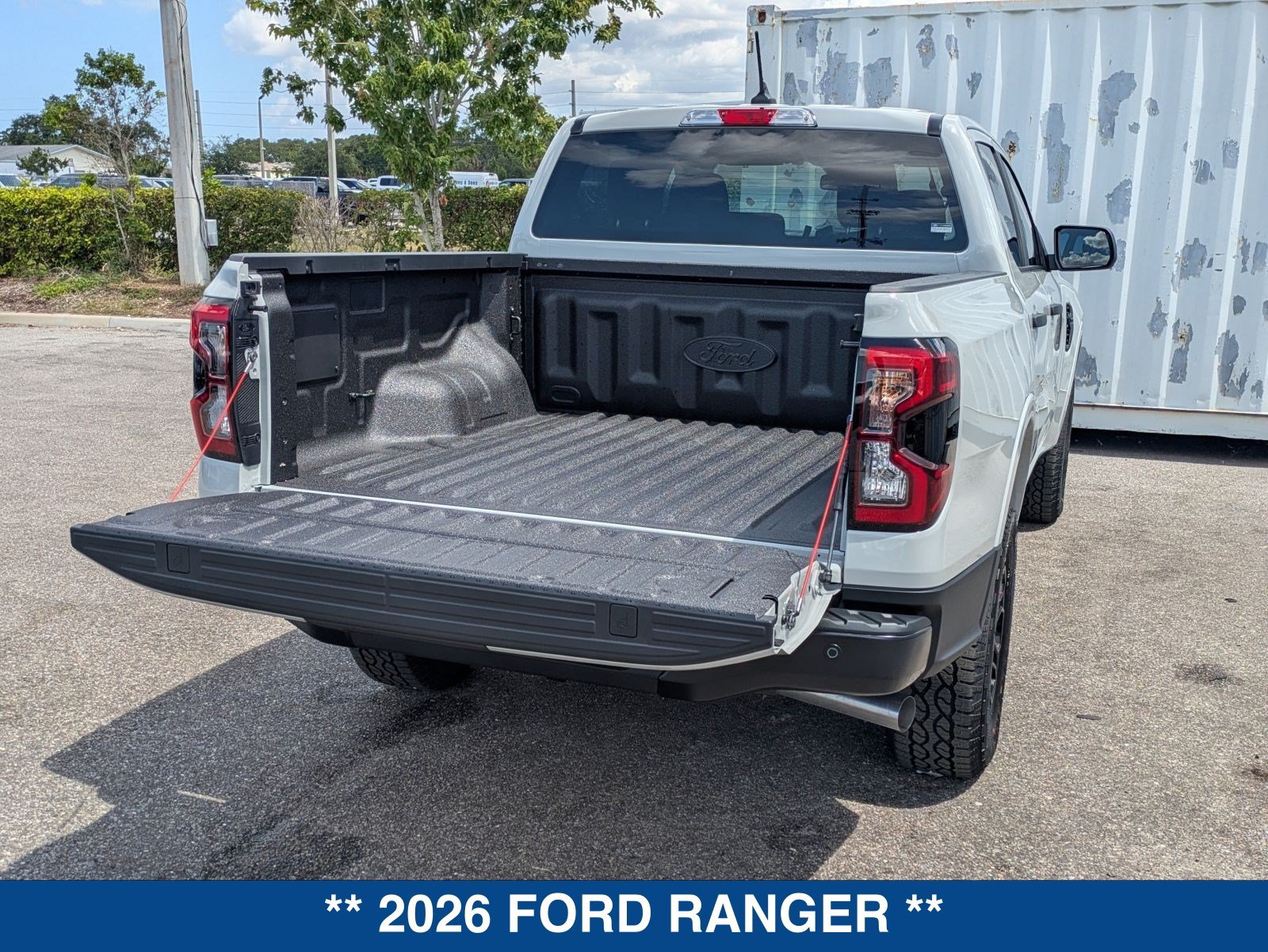 New 2026 Ford Ranger XLT w/ Black Appearance Package RWD image 15
