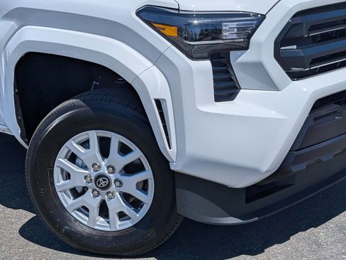 Used 2026 Toyota Tacoma SR image 10