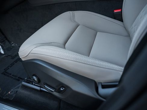 New 2026 Volvo XC60 B5 Plus w/ Climate Package image 36