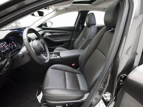 Used 2025 MAZDA MAZDA3 2.5 Turbo Sedan w/Premium Plus image 7