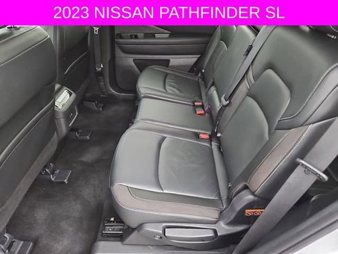 Used 2023 Nissan Pathfinder SL w/ Lighting Package (N92) image 15